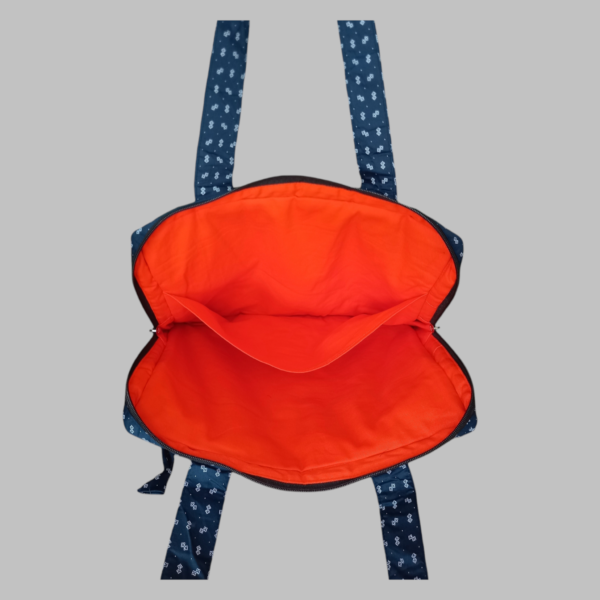 Navy Ditsy Print inner